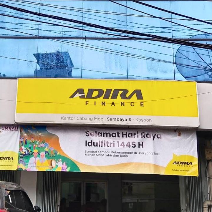 ADIRA Motor Kayoon Surabaya