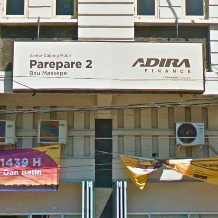 ADIRA Motor Bau Massepe Parepare